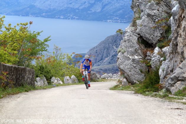 Božiću rekord u usponu do vrha Biokova