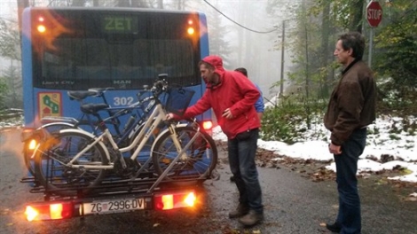 Biciklom na autobus