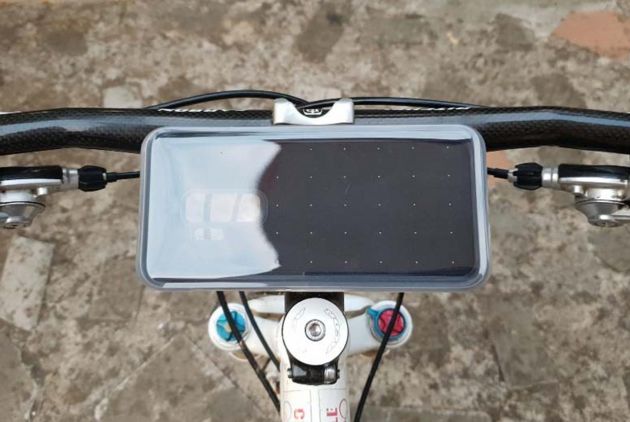 Pametni telefon na upravljaču ili u ruksaku? Kako odabrati nosač?